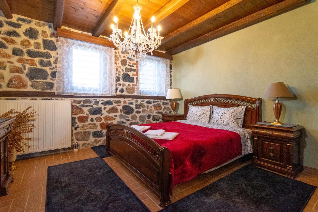 Palaios Agios Athanasios Luxury Μaisonette Exterior photo
